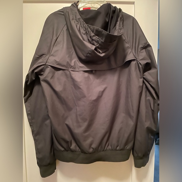 Men’s Nike Hooded Windbreaker - Picture 2 of 2